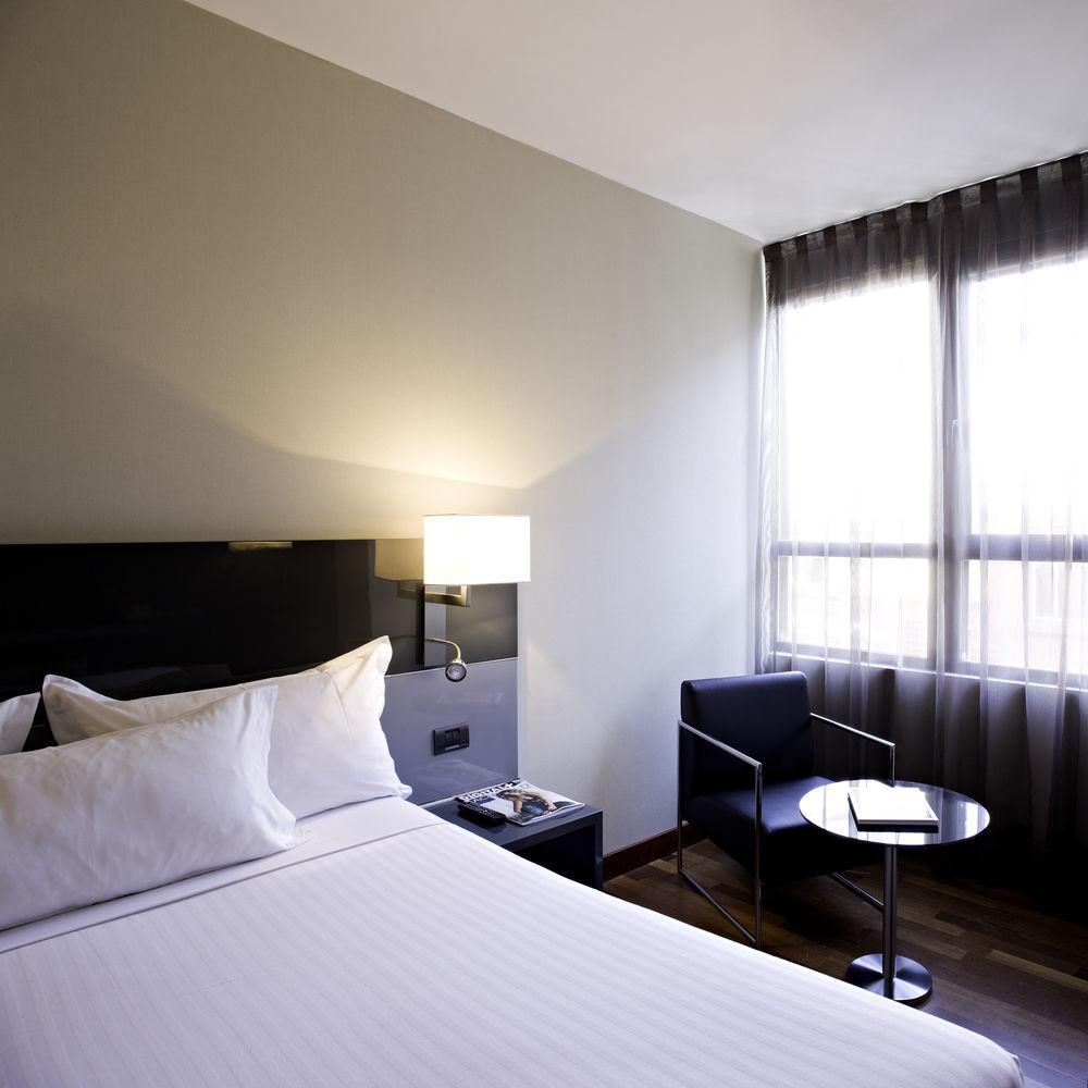 Ac Hotel Avenida De America By Marriott Madrid Kültér fotó