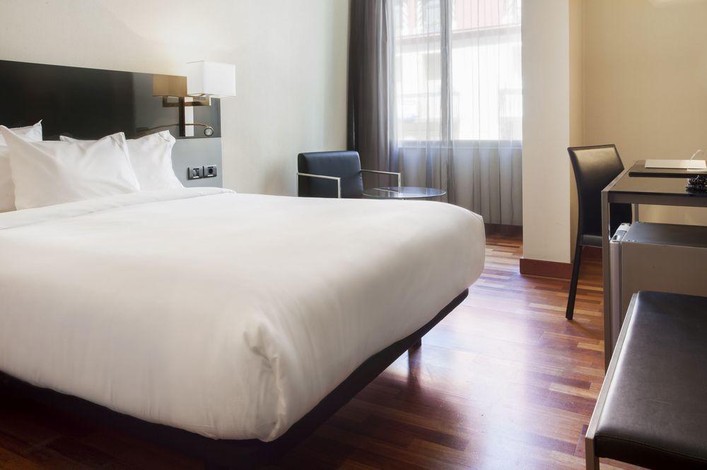 Ac Hotel Avenida De America By Marriott Madrid Kültér fotó
