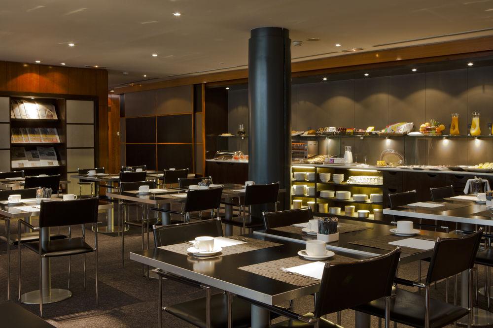 Ac Hotel Avenida De America By Marriott Madrid Kültér fotó