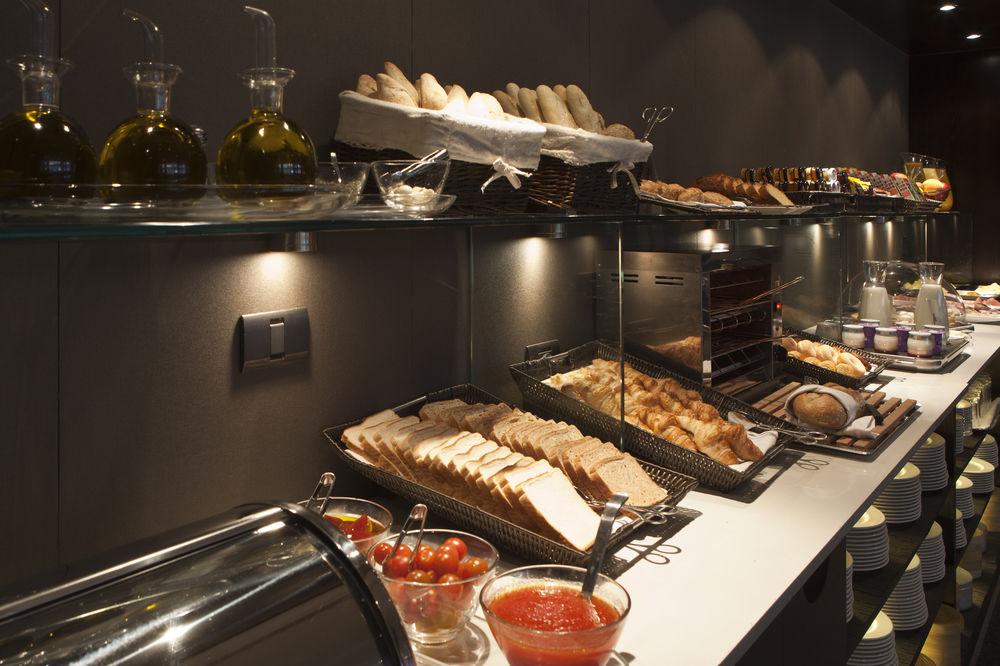 Ac Hotel Avenida De America By Marriott Madrid Kültér fotó