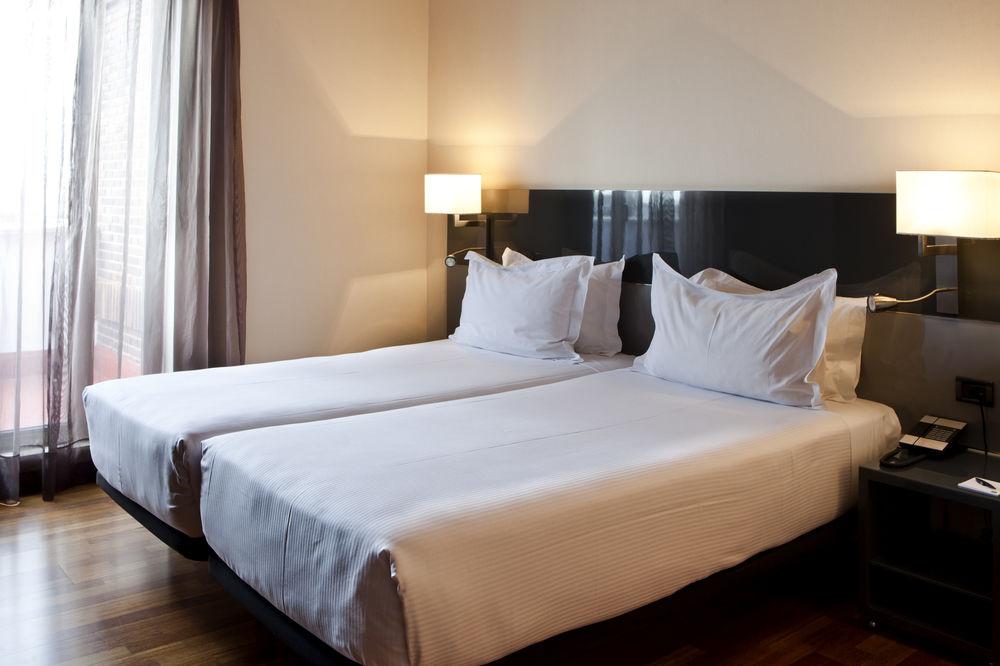 Ac Hotel Avenida De America By Marriott Madrid Kültér fotó