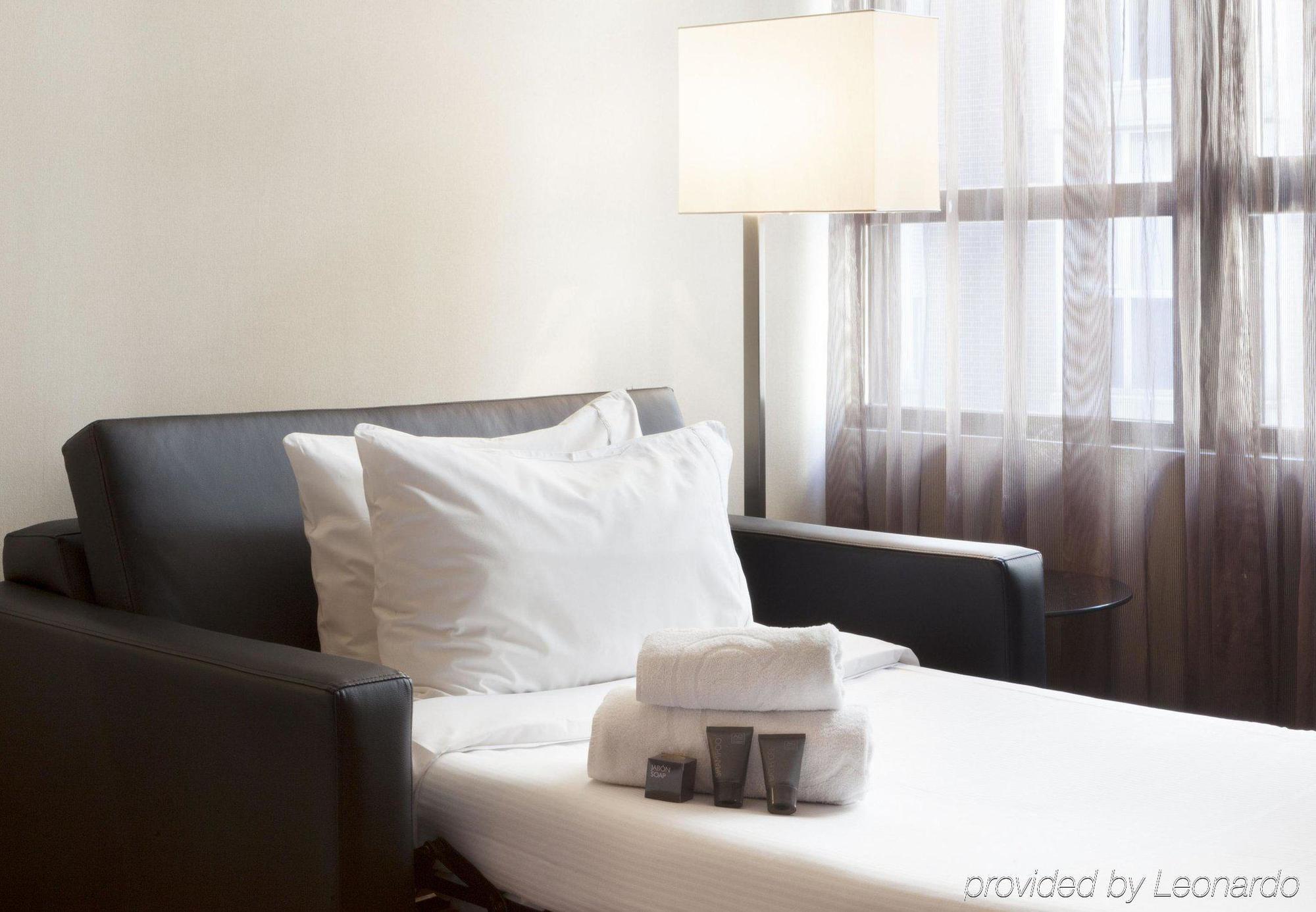 Ac Hotel Avenida De America By Marriott Madrid Kültér fotó